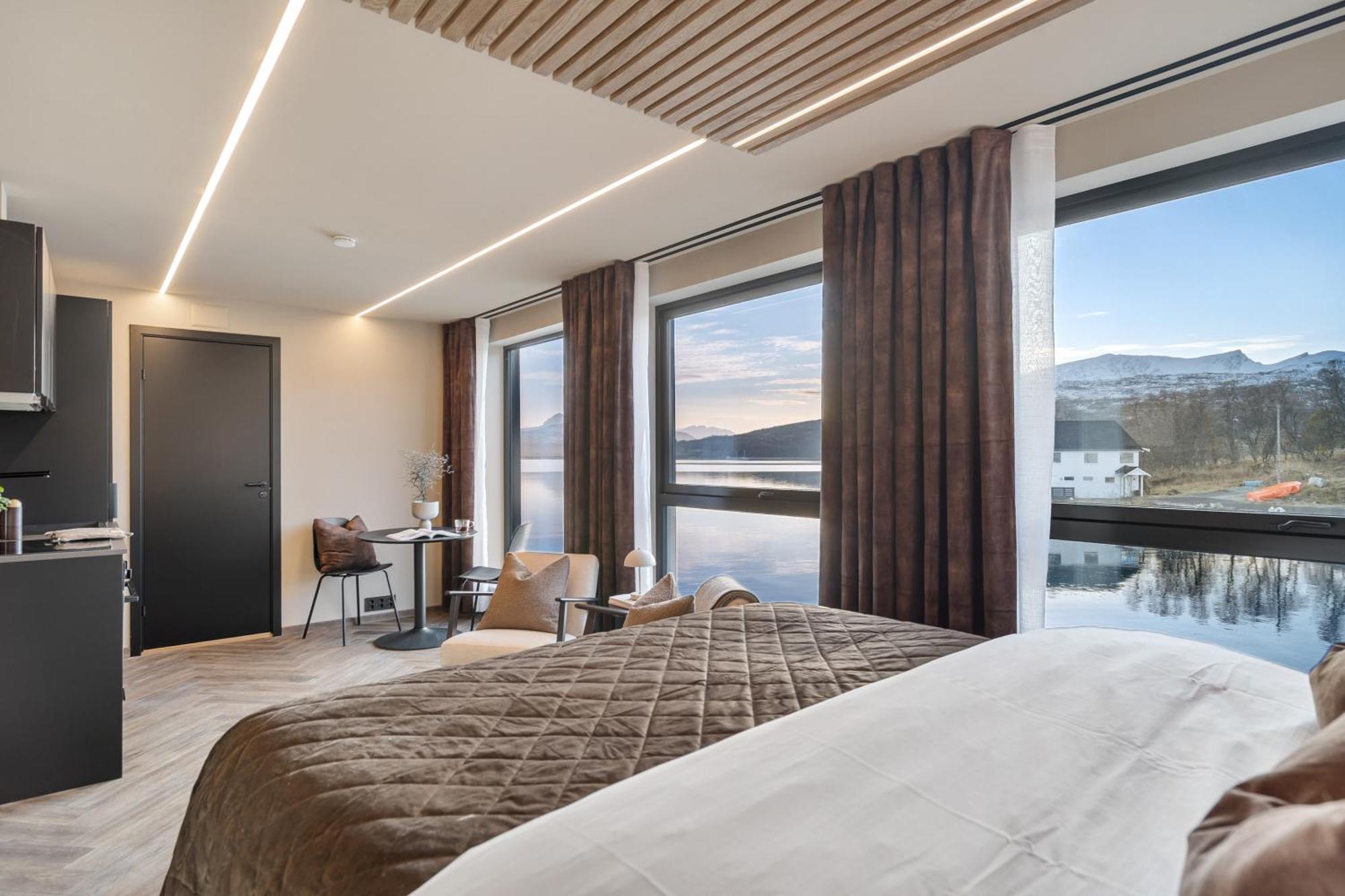 Steam Pier Apartment Kvaloya Екстериор снимка