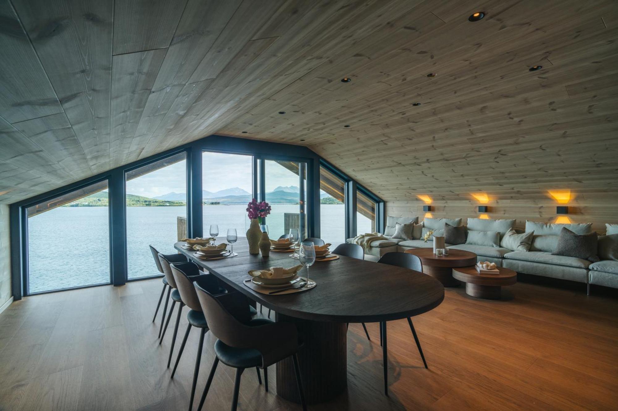 Steam Pier Apartment Kvaloya Екстериор снимка