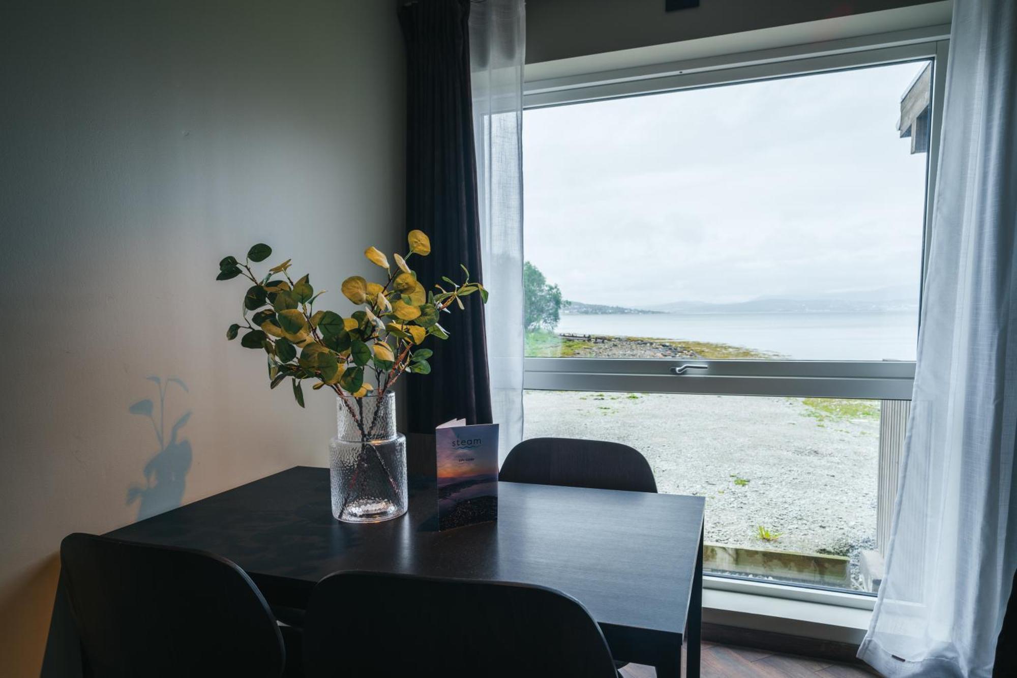 Steam Pier Apartment Kvaloya Екстериор снимка