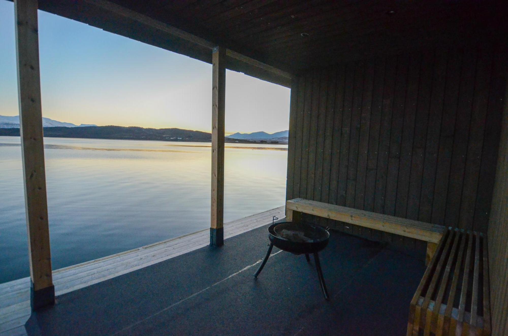Steam Pier Apartment Kvaloya Екстериор снимка